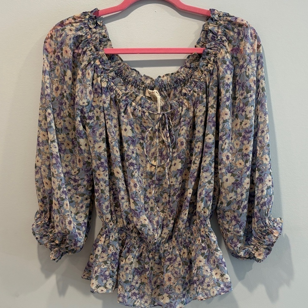 Hem & Thread Floral Peasant Blouse in Lavender and Ivory